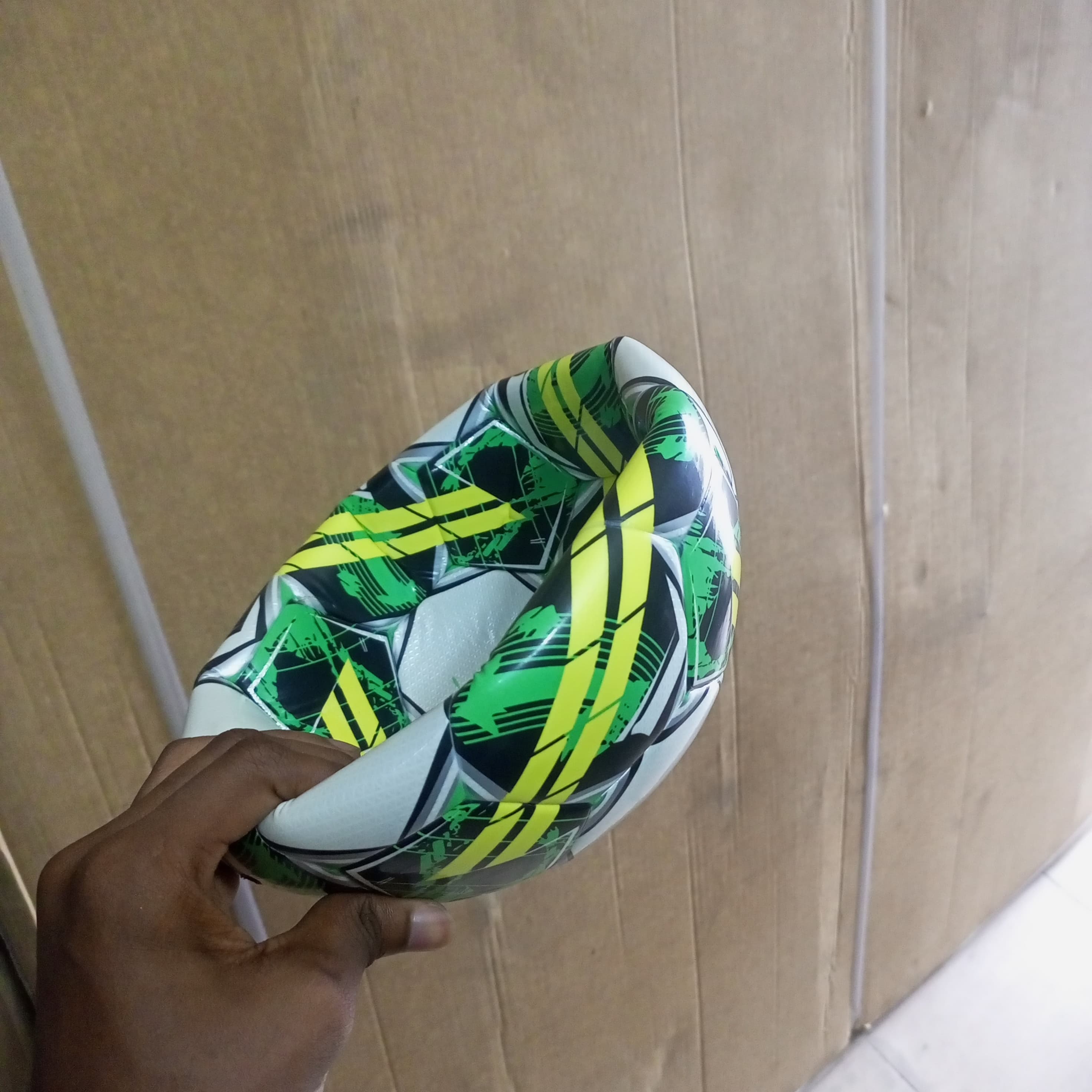 Premier League and Bundesliga footballs